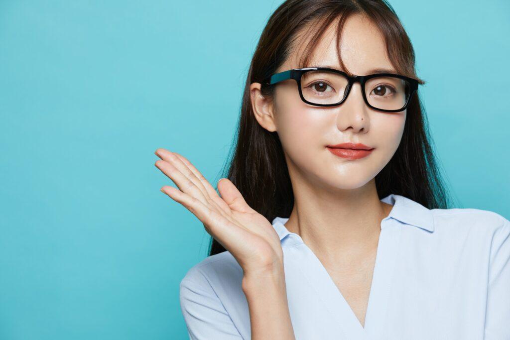 【芸能人をアンバサダーやイメージキャラクターにするには？】費用とその驚きの効果を解説！